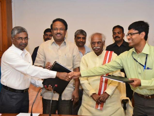 MOU Signed between ESIC Medical College & Hospital, Sanathnagar, Hyderabad and Nizam Institute of Medical Sciences (NIMS), Hyderabad on Utilization of Infrastructure of ESIC Medical College & Hospital and for Providing Super Speciality Treatment.