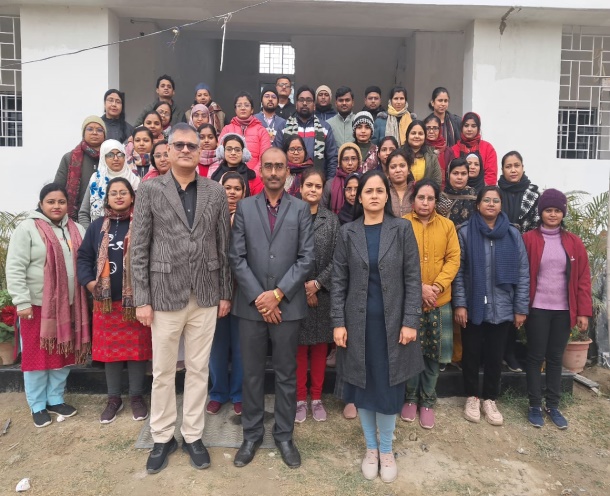 ईएसआईसी औषधालय सह शाखा कार्यालय कटिहार द्वारा जागरूकता सत्र का आयोजन