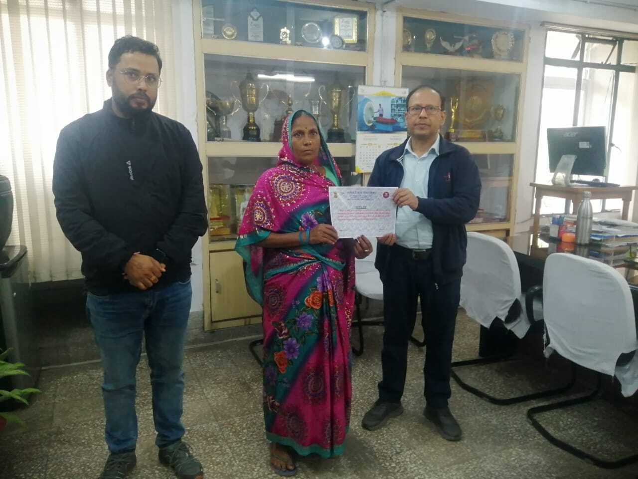 कर्मचारी राज्य बीमा निगम द्वारा आश्रित हितलाभ का भुगतान